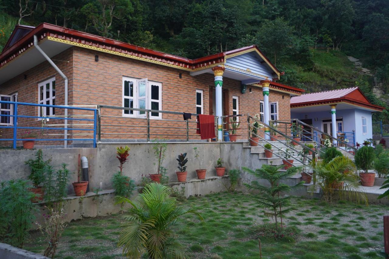 Lamjung Villa Bartar Exterior foto